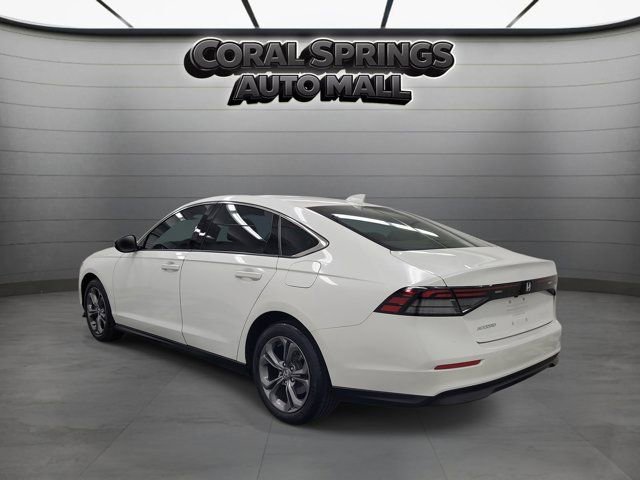 Certified 2023 Honda Accord EX image 4