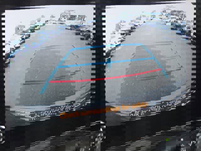 Used 2023 Toyota Highlander XLE image 29