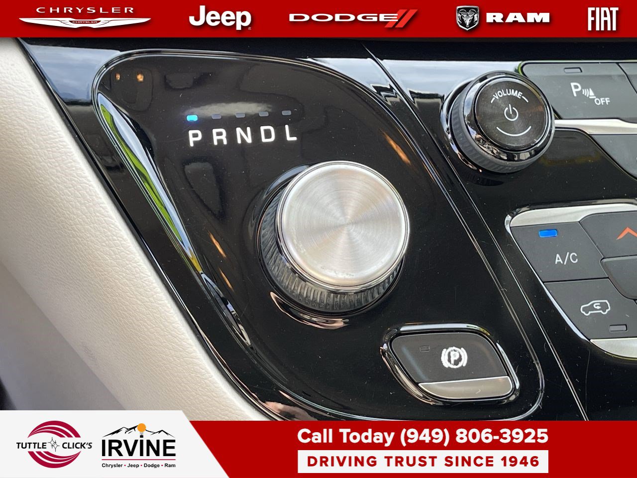 Certified 2019 Chrysler Pacifica L image 19