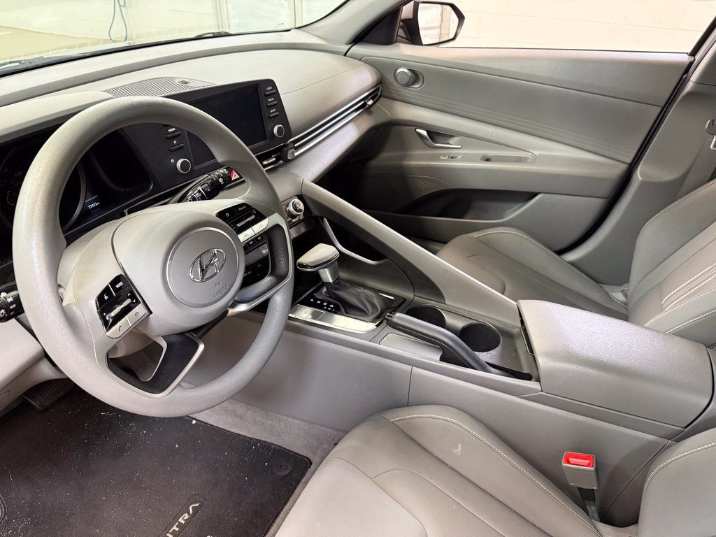 Used 2021 Hyundai Elantra SEL FWD image 20