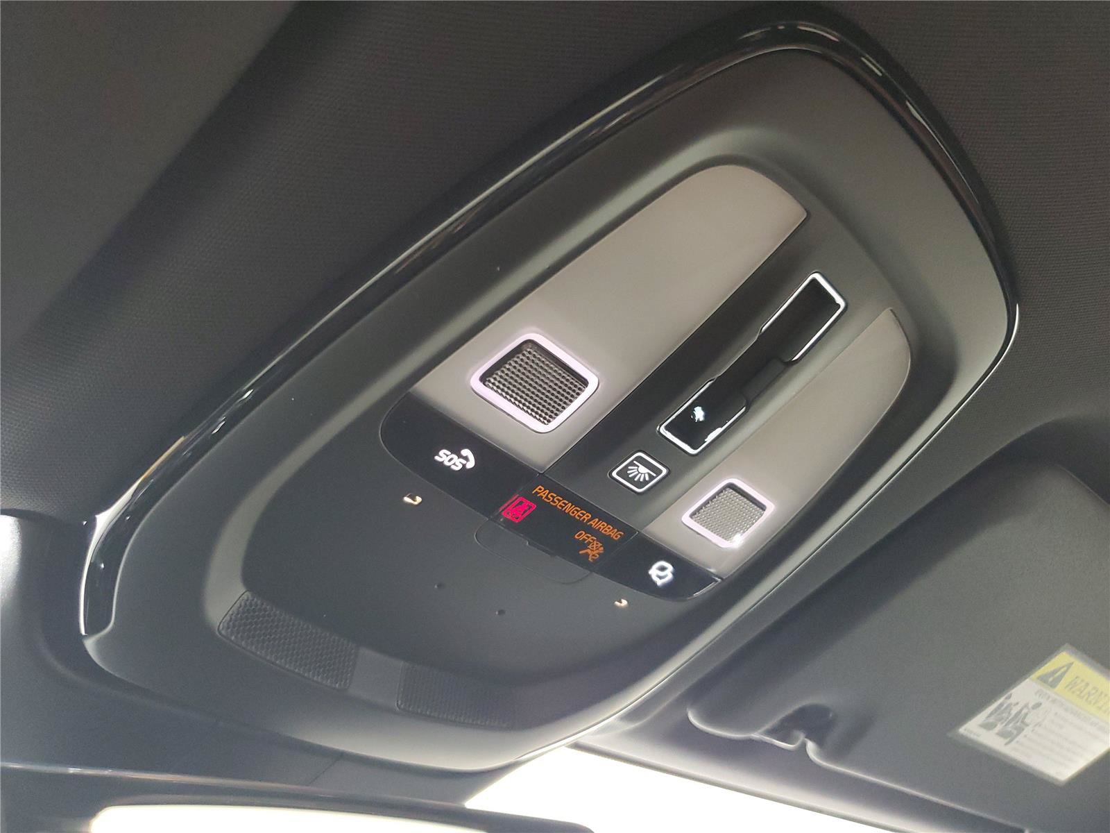 Certified 2023 Volvo XC60 B5 Plus w/ Climate Package FWD image 31