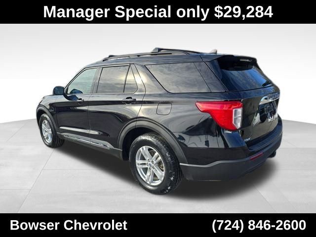 Used 2023 Ford Explorer XLT w/ Class IV Trailer Tow Package image 3