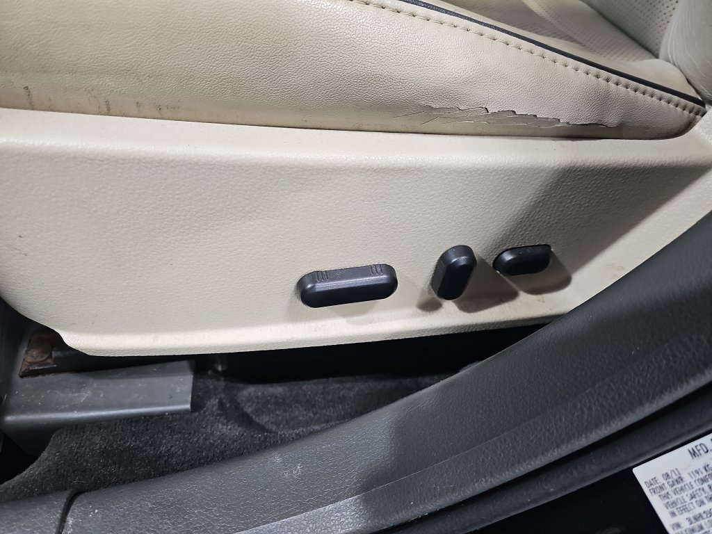 Used 2012 Lincoln MKZ AWD image 31