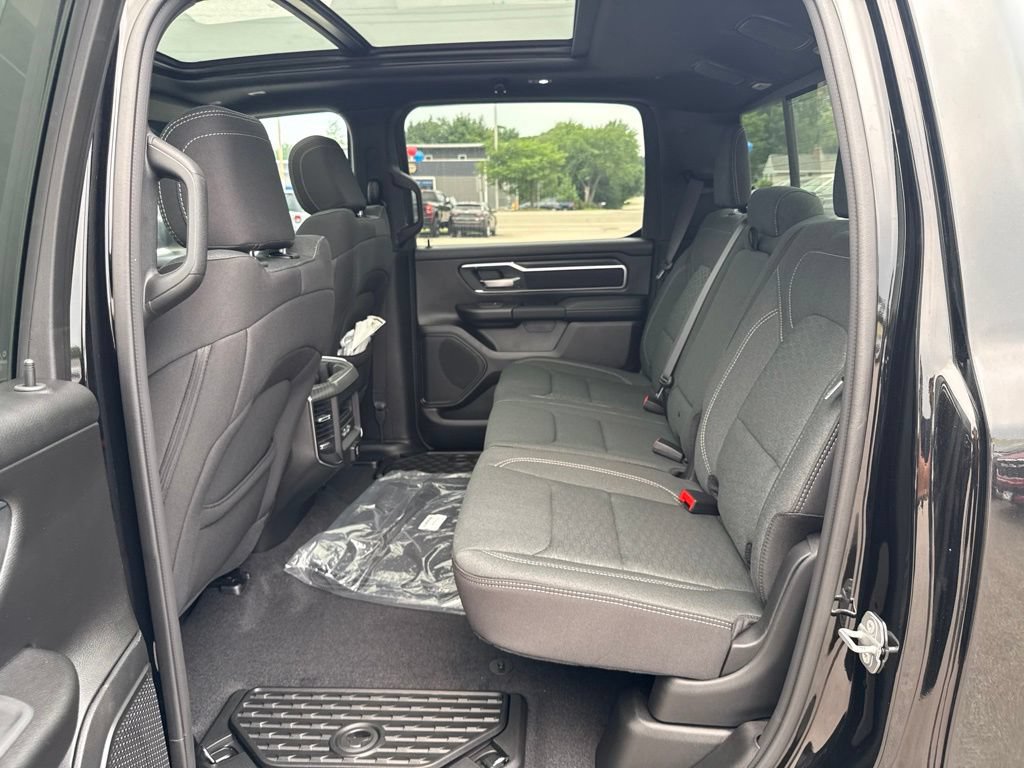 New 2026 RAM 1500 Big Horn AWD/4WD image 21