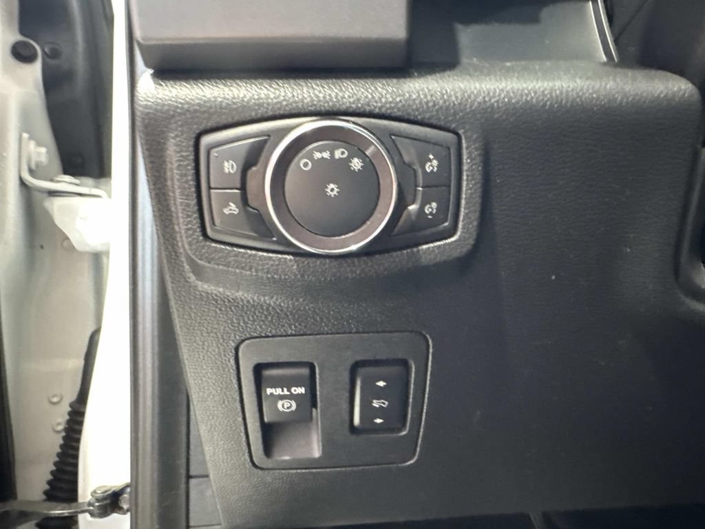 Used 2019 Ford F150 XLT w/ Equipment Group 302A Luxury AWD/4WD image 22