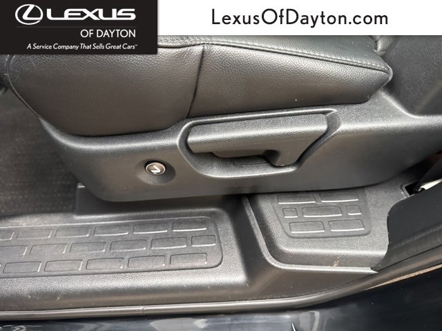 Used 2017 Honda Pilot Elite image 32