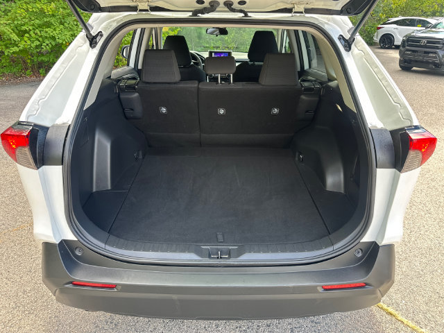 Certified 2025 Toyota RAV4 LE AWD/4WD image 16