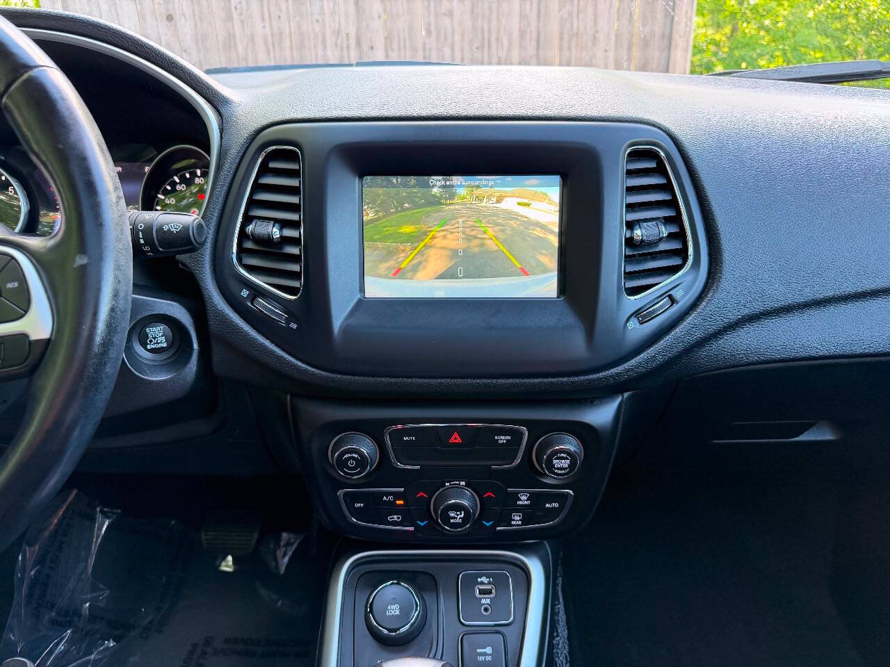 Used 2021 Jeep Compass Latitude w/ Sun and Sound Group AWD/4WD image 15