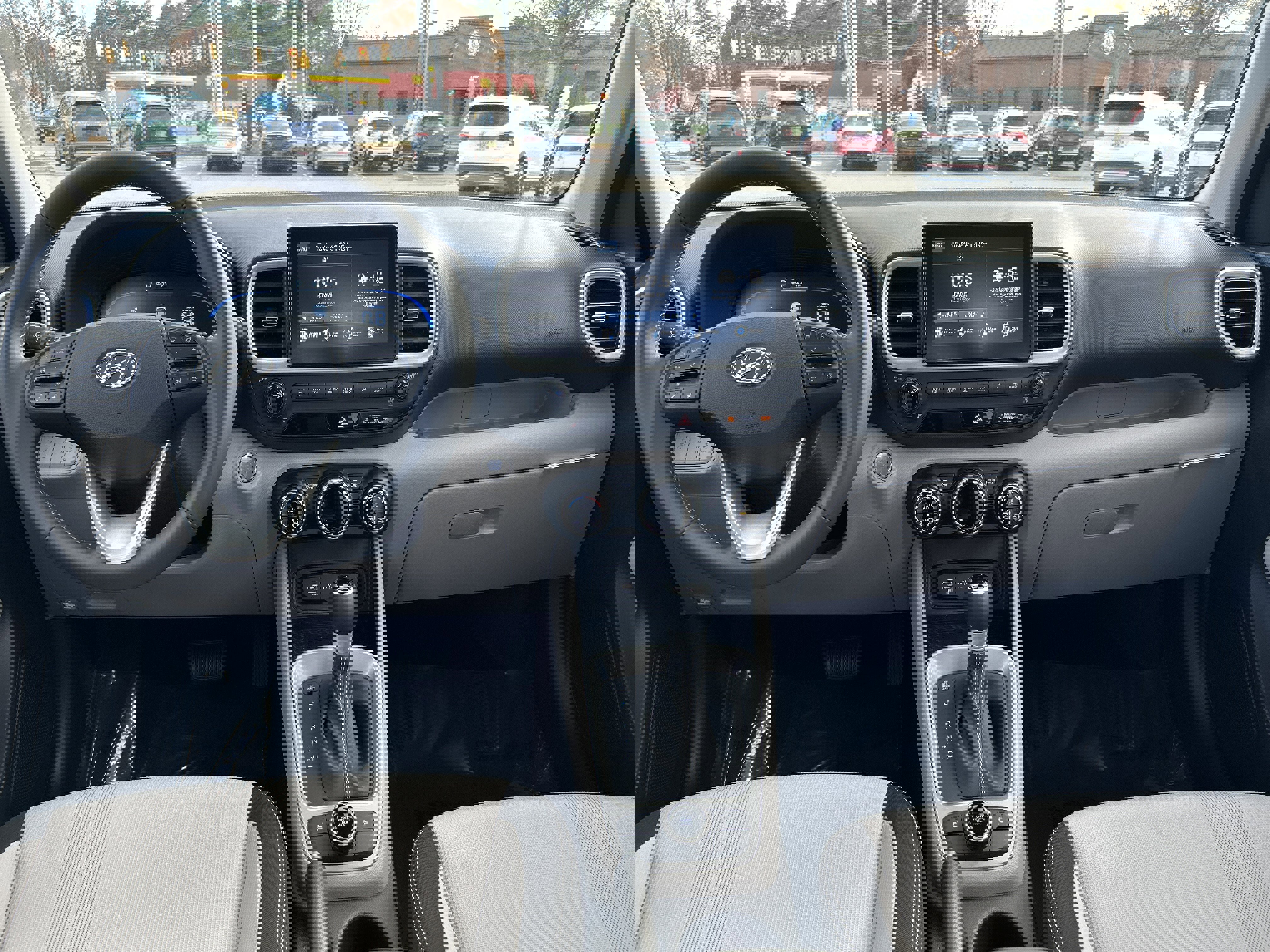 New 2026 Hyundai Venue SEL image 18