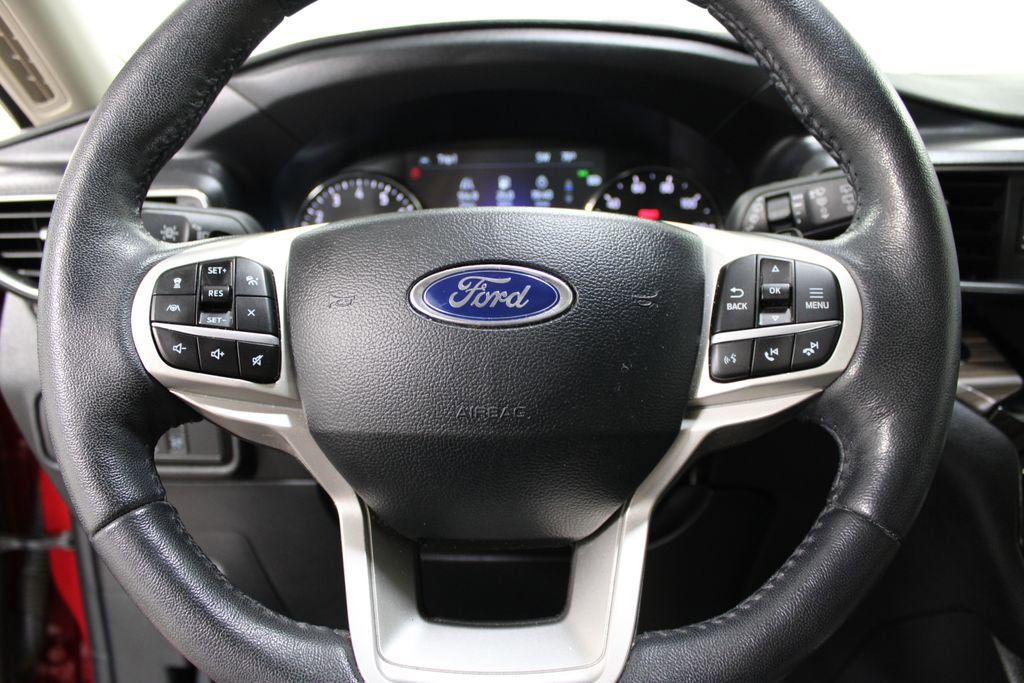 Used 2021 Ford Explorer Limited w/ Equipment Group 301A image 24