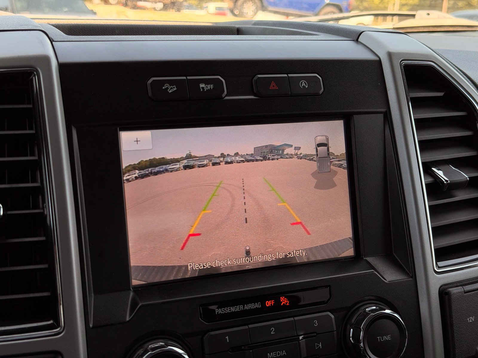 Used 2019 Ford F150 Lariat AWD/4WD image 41