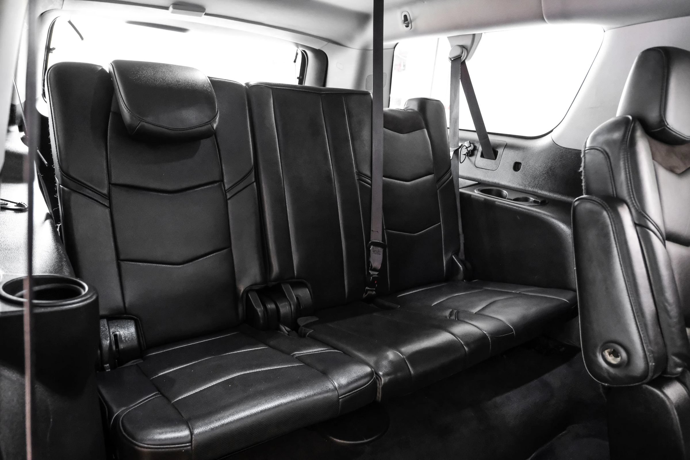 Used 2015 Cadillac Escalade ESV Premium AWD/4WD image 37
