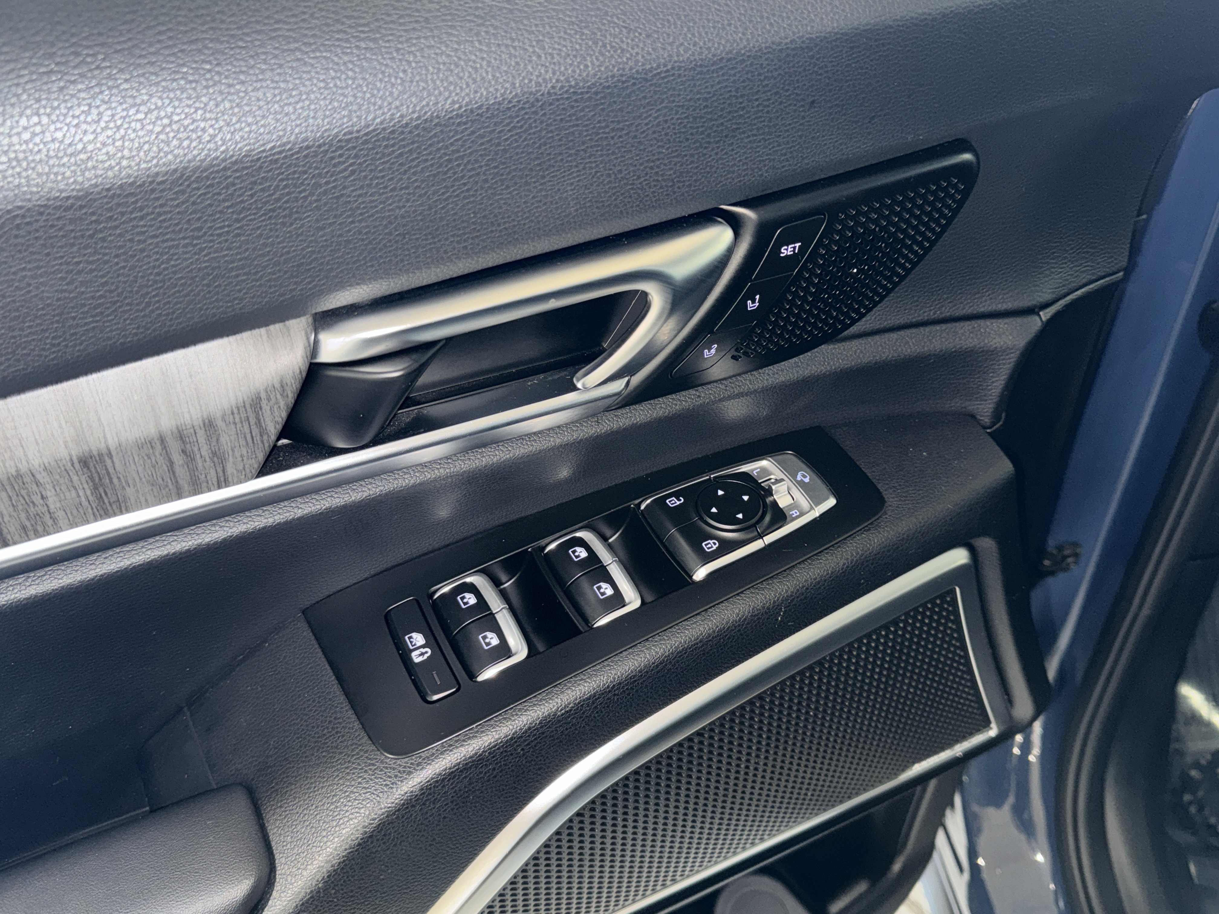 Used 2023 Kia Telluride SX Prestige image 19