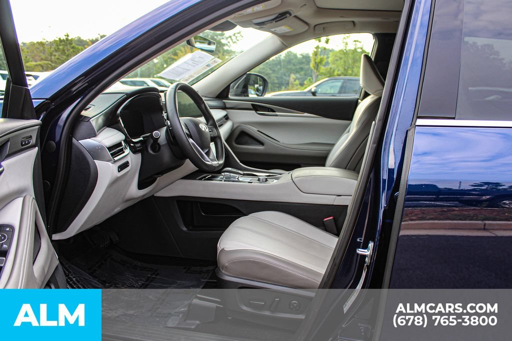 Used 2026 INFINITI QX60 Pure w/ Cargo Package FWD image 15
