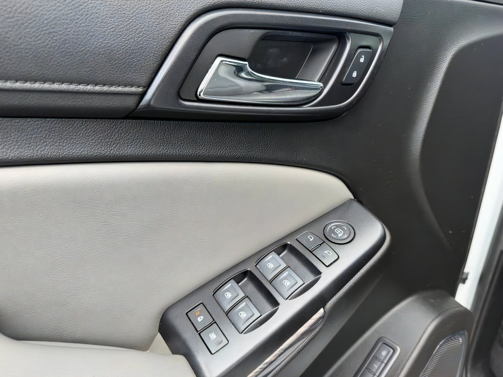 Used 2019 Chevrolet Tahoe LT AWD/4WD image 24