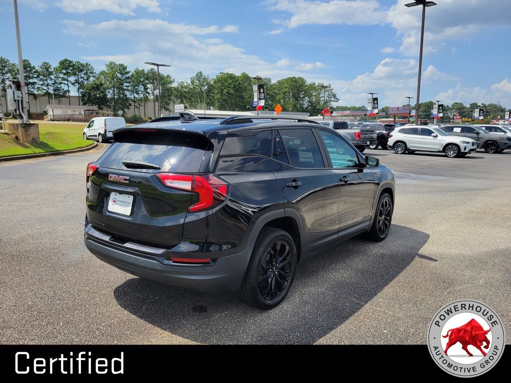Used 2022 GMC Terrain SLE w/ Driver Convenience Package FWD image 5