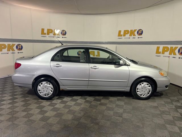 Used 2008 Toyota Corolla LE FWD image 2