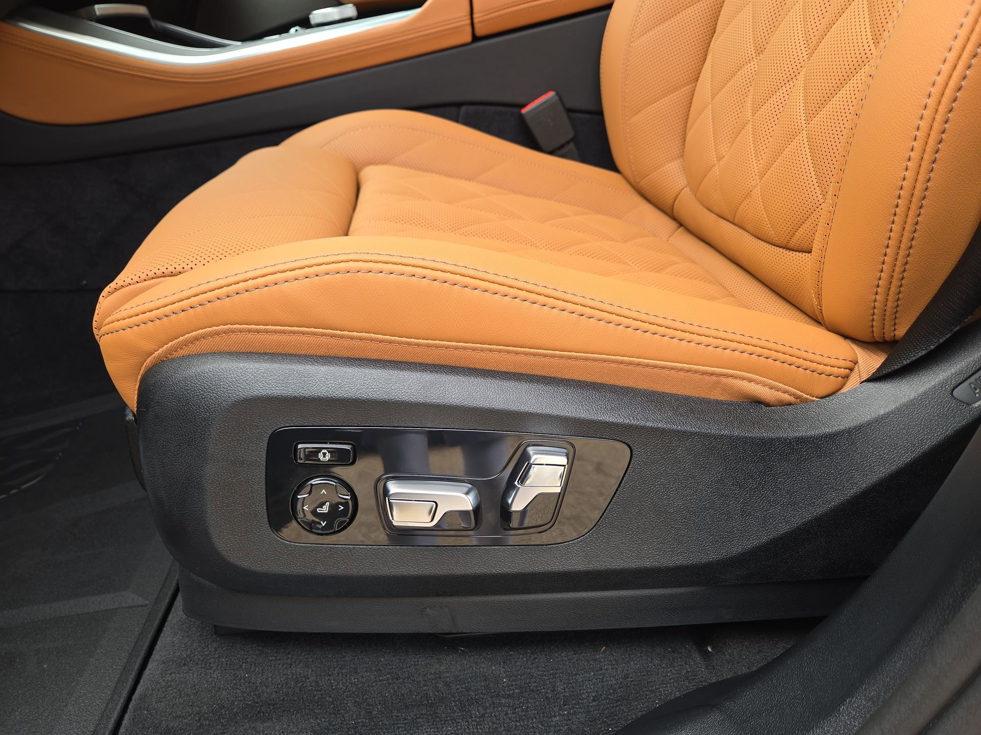 New 2026 BMW X5 xDrive40i w/ Executive Package AWD/4WD image 17