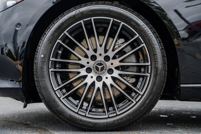 New 2025 Mercedes-Benz C 300 4MATIC Sedan image 16