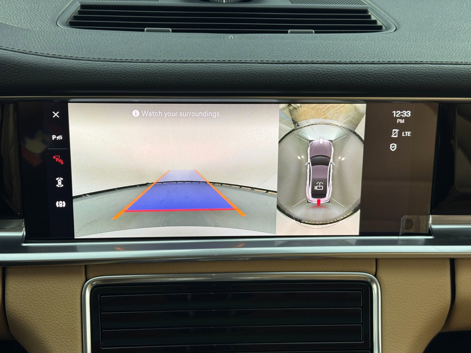 Used 2023 Porsche Panamera 4 image 31