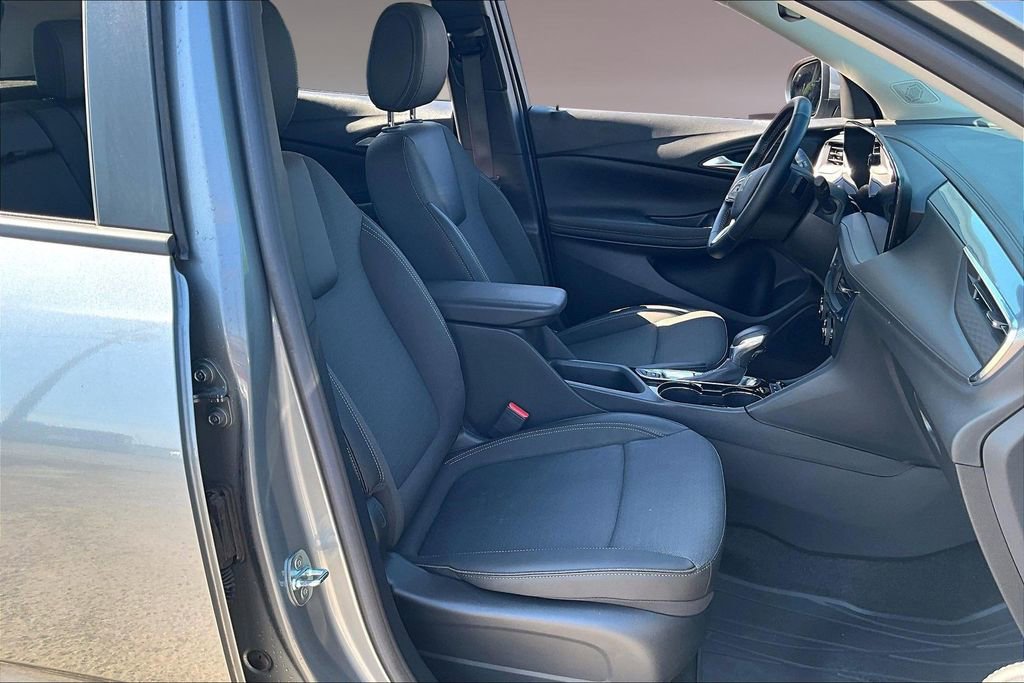 Certified 2024 Buick Encore GX Preferred w/ Comfort Package image 7