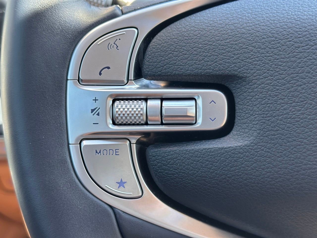 Used 2024 Genesis GV80 3.5T image 35