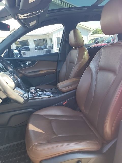 Used 2017 Audi Q7 3.0T Prestige w/ Prestige Package image 10
