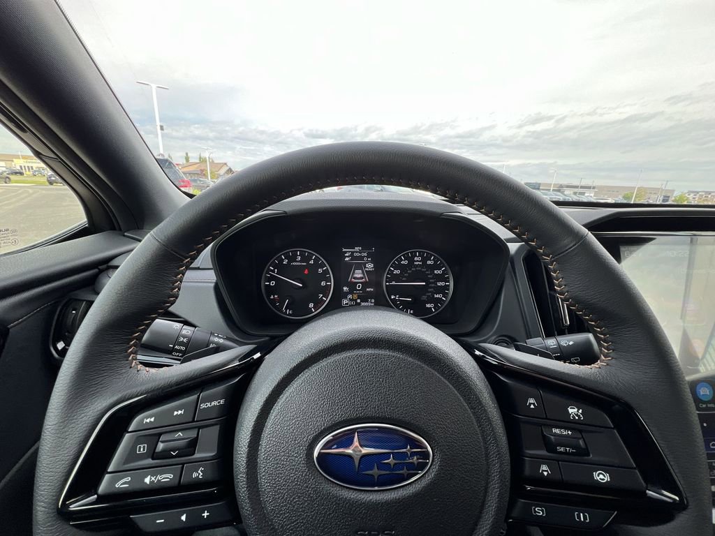 Used 2025 Subaru Forester Touring image 11