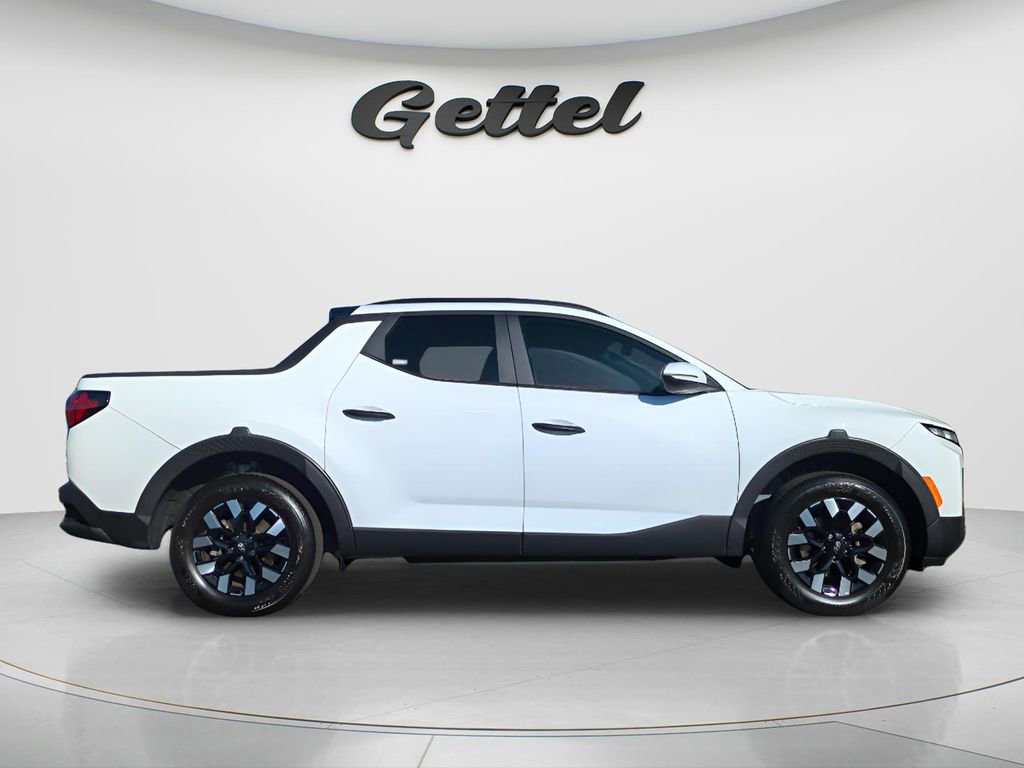Certified 2025 Hyundai Santa Cruz SEL image 3