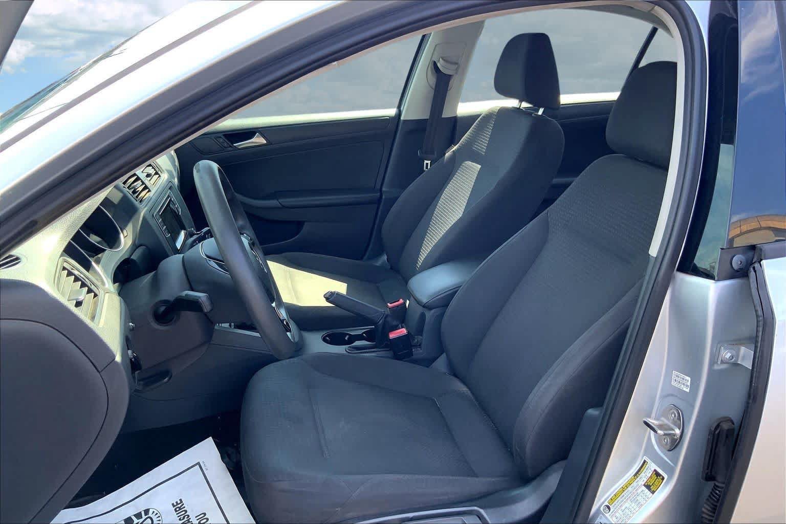 Used 2016 Volkswagen Jetta S FWD image 11
