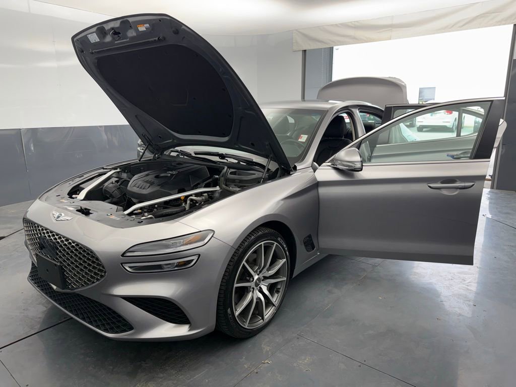 Used 2023 Genesis G70 2.0T AWD/4WD image 15