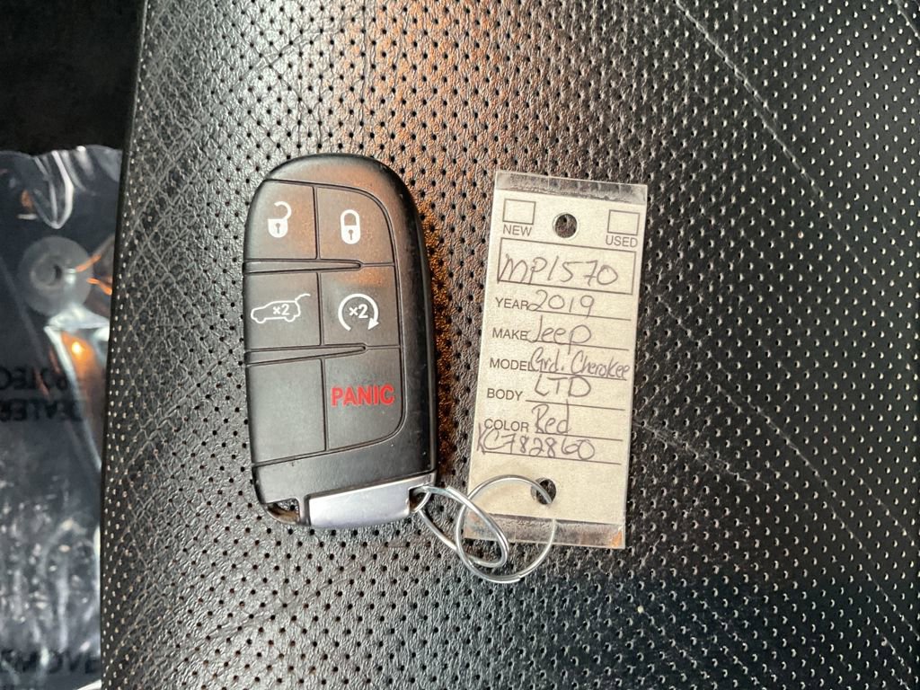 Used 2019 Jeep Grand Cherokee Limited w/ Luxury Group II image 29