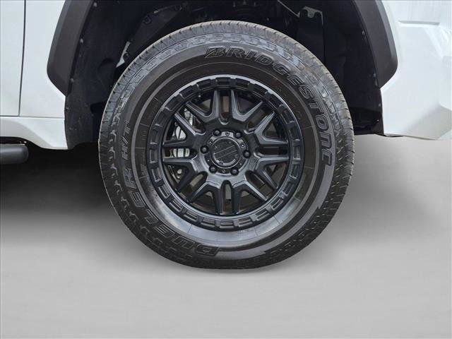 Used 2026 Toyota Tundra SR5 w/ SR5 Convenience Package AWD/4WD image 22