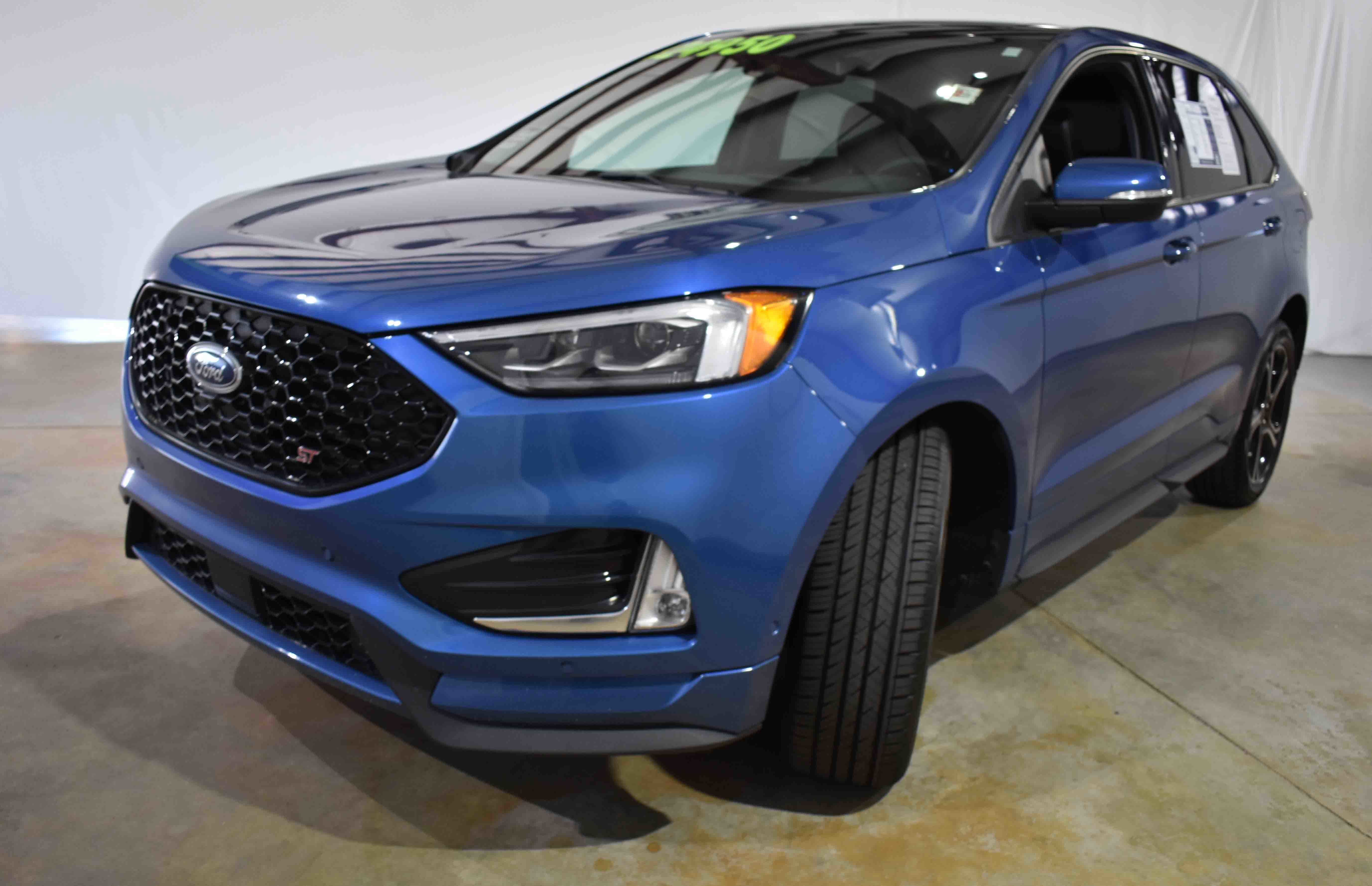 Used 2021 Ford Edge ST w/ Equipment Group 401A image 5