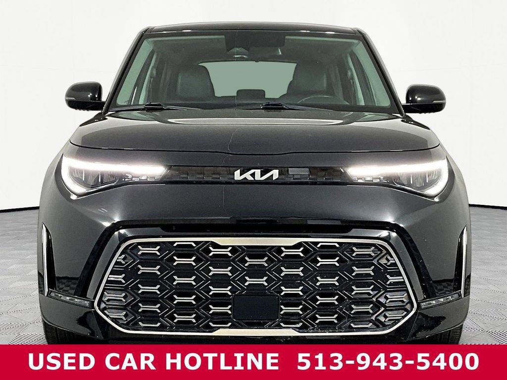 Used 2023 Kia Soul GT-Line w/ GT-Line Technology Package FWD image 2