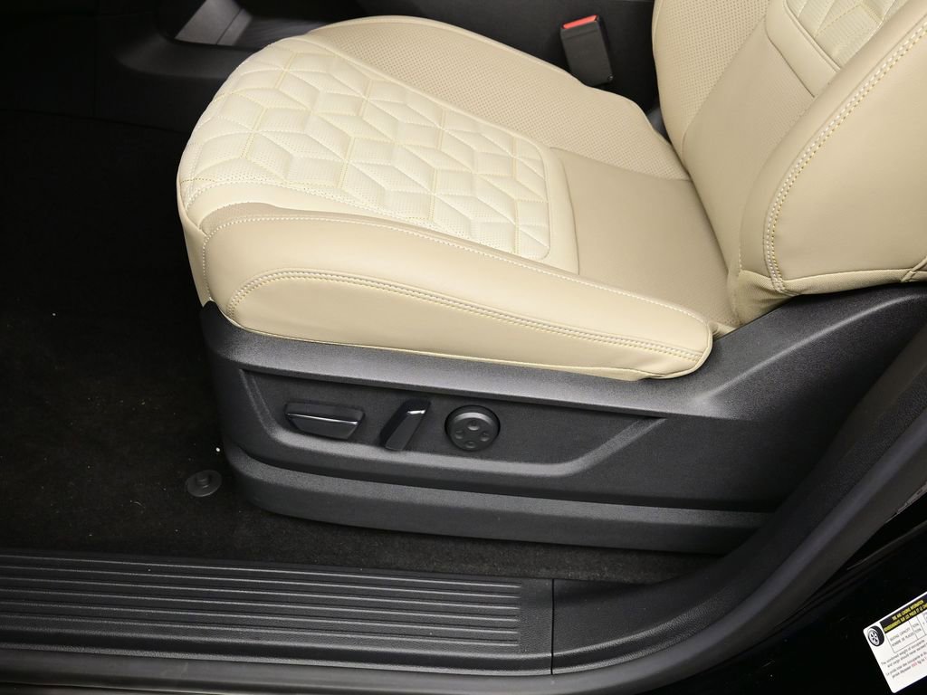 New 2026 Nissan Armada Platinum image 15