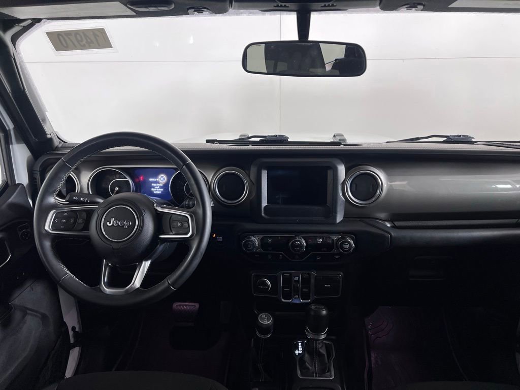 Used 2018 Jeep Wrangler Unlimited Sahara AWD/4WD image 20