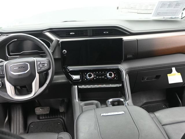 Used 2025 GMC Sierra 2500 Denali w/ Technology Package image 24