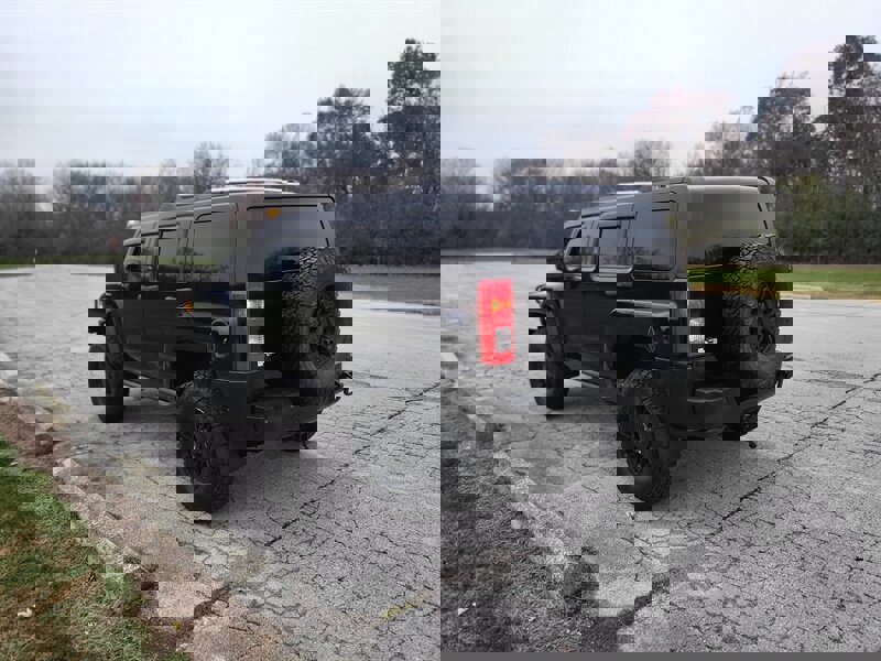 Used 2006 HUMMER H3 image 9