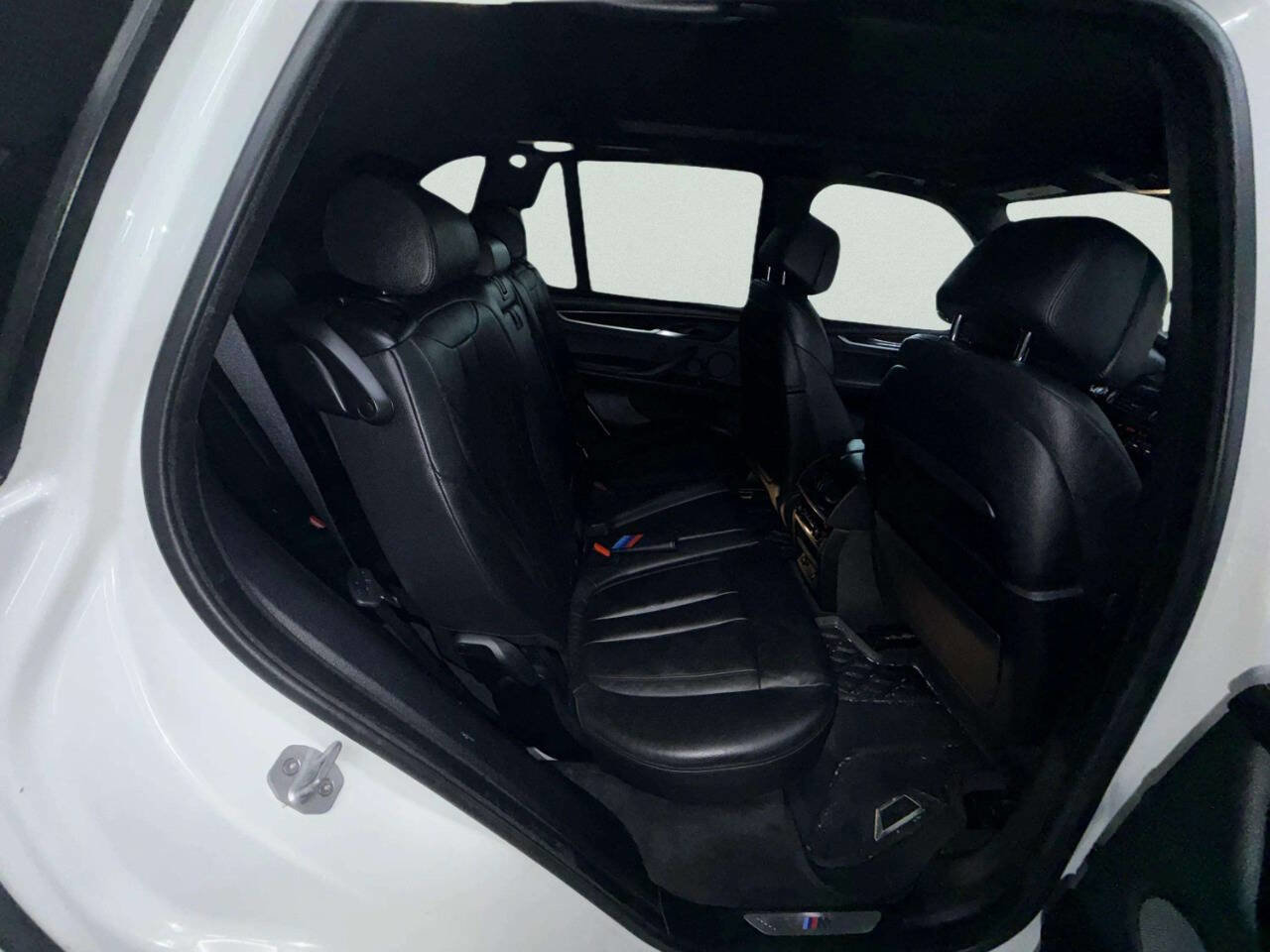 Used 2015 BMW X5 xDrive50i AWD/4WD image 30