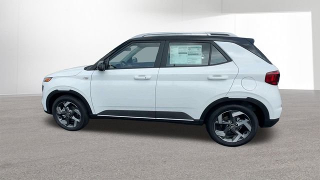 New 2026 Hyundai Venue SEL FWD image 5