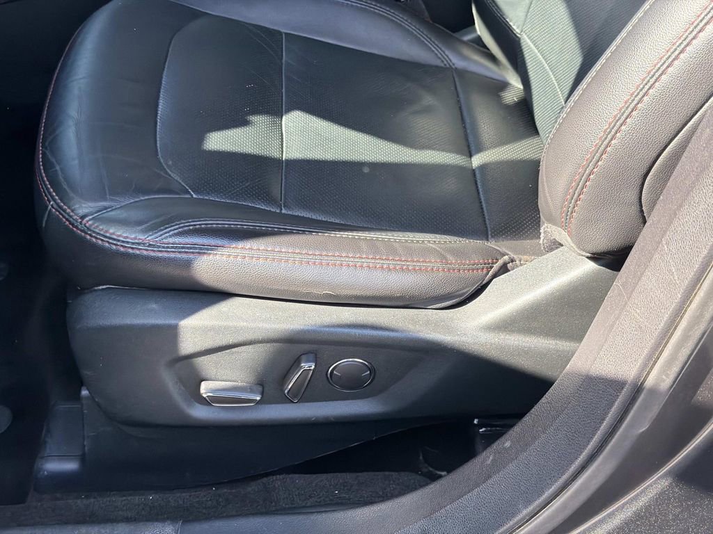 Used 2018 Ford Explorer Sport w/ Equipment Group 401A AWD/4WD image 23