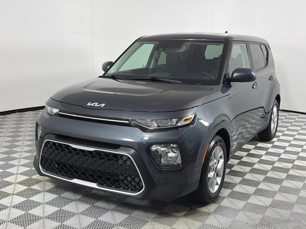 Used 2022 Kia Soul LX w/ Technology Package FWD image 9