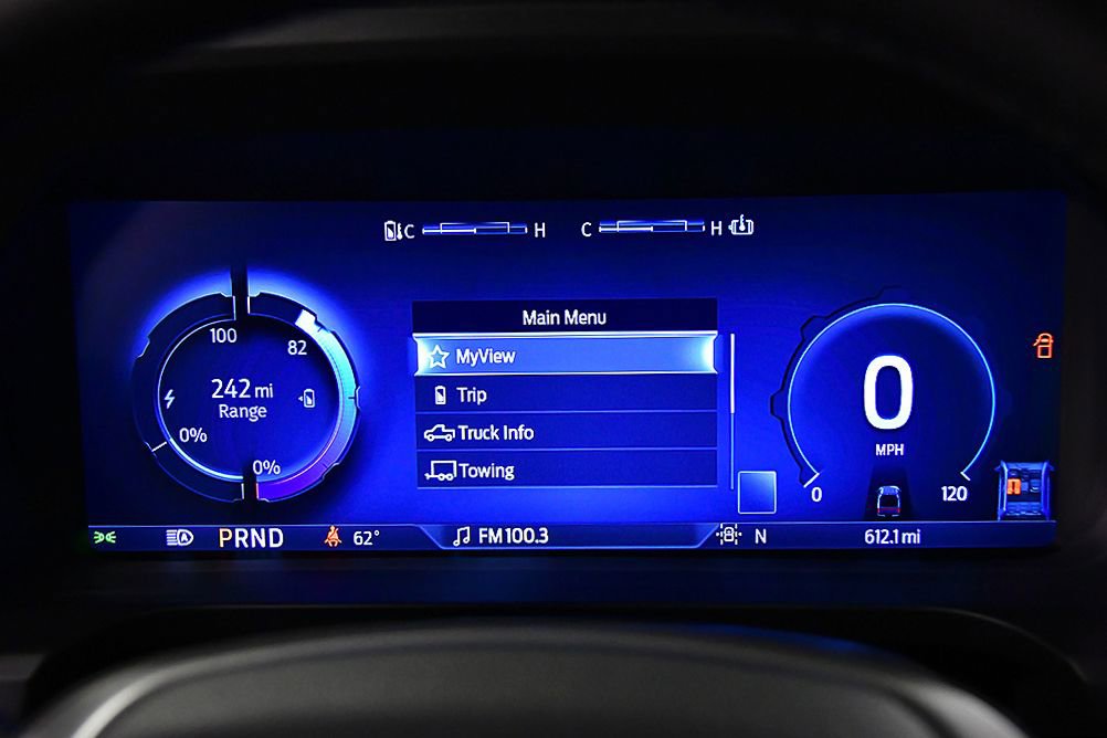 Used 2025 Ford F150 Lightning Lariat AWD/4WD image 18