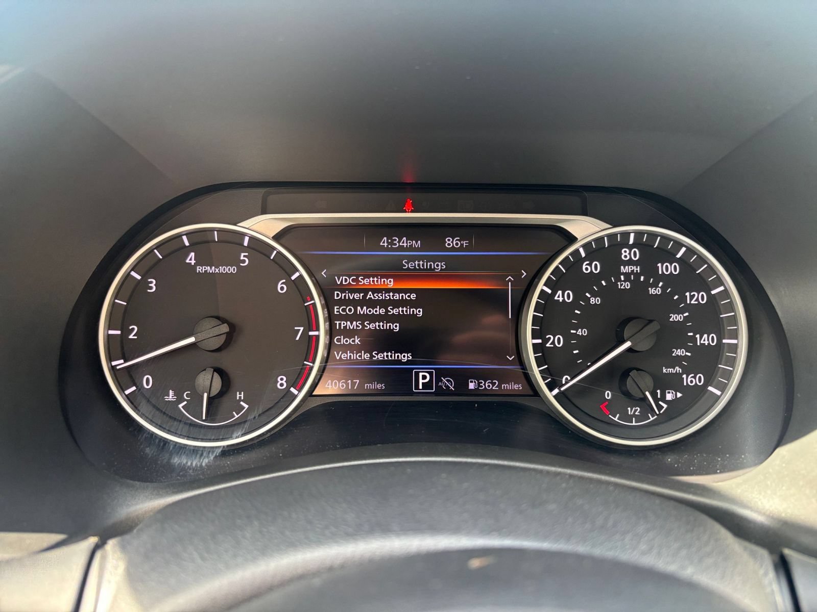 Used 2025 Nissan Sentra SV FWD image 38