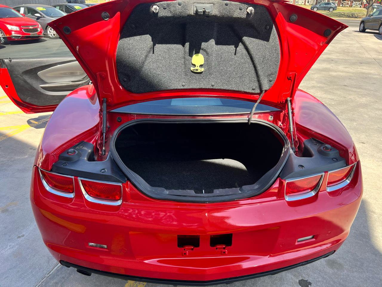 Used 2010 Chevrolet Camaro LT w/ White Stripe Package RWD image 32