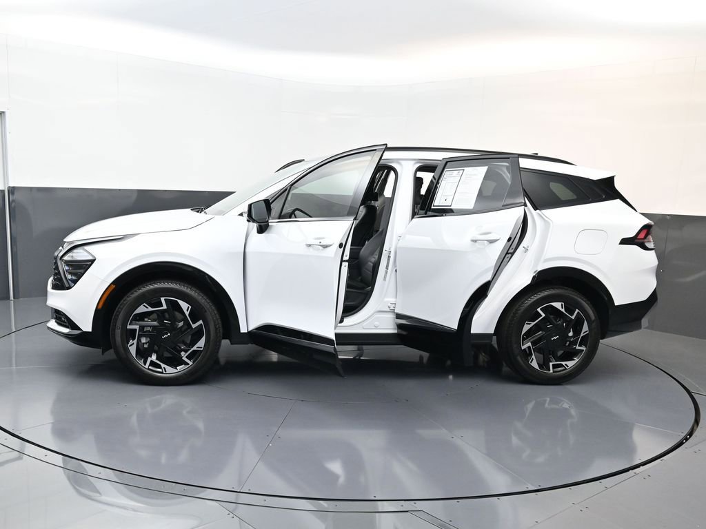 Used 2024 Kia Sportage SX image 32