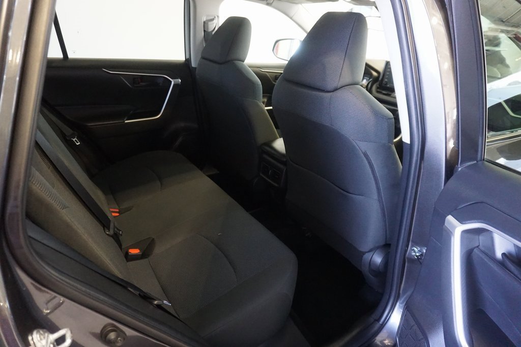 Certified 2022 Toyota RAV4 LE image 20