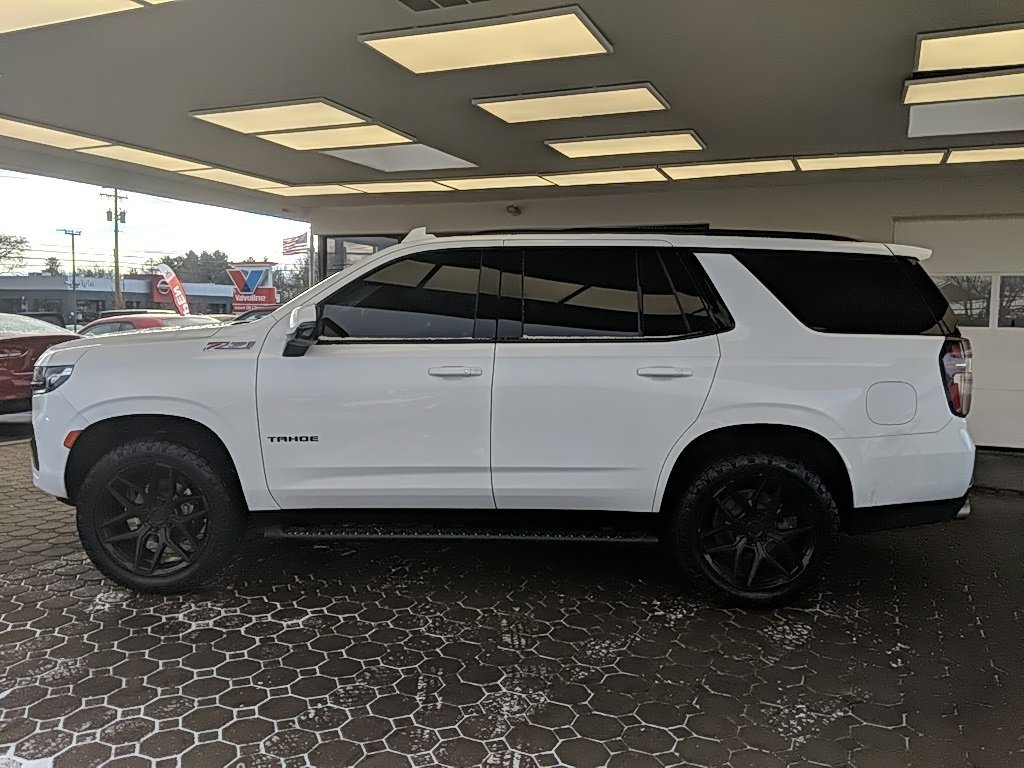 Used 2022 Chevrolet Tahoe Z71 w/ Z71 Off-Road Package image 11