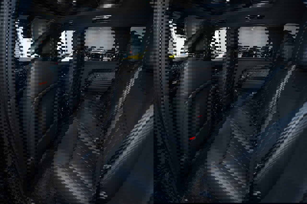 Used 2025 Land Rover Range Rover Sport Dynamic SE image 30